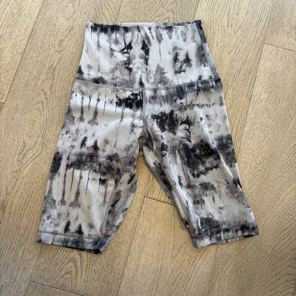 lululemon athletica Pants - Lululemon Shorts